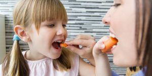 Tooth-Friendly-Snacks-are-Best-for-My-Child